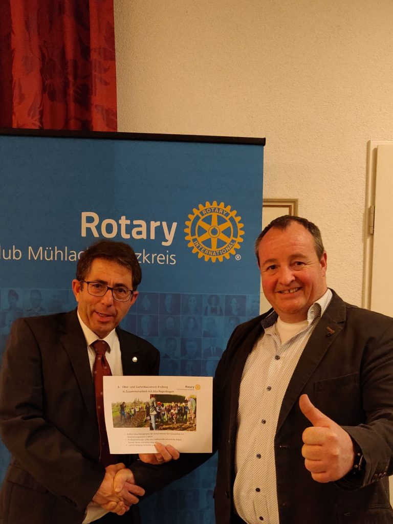 Mehr über den Artikel erfahren Rotary Club Mühlacker und Enzkreis fördert das OGV-Kartoffelprojekt